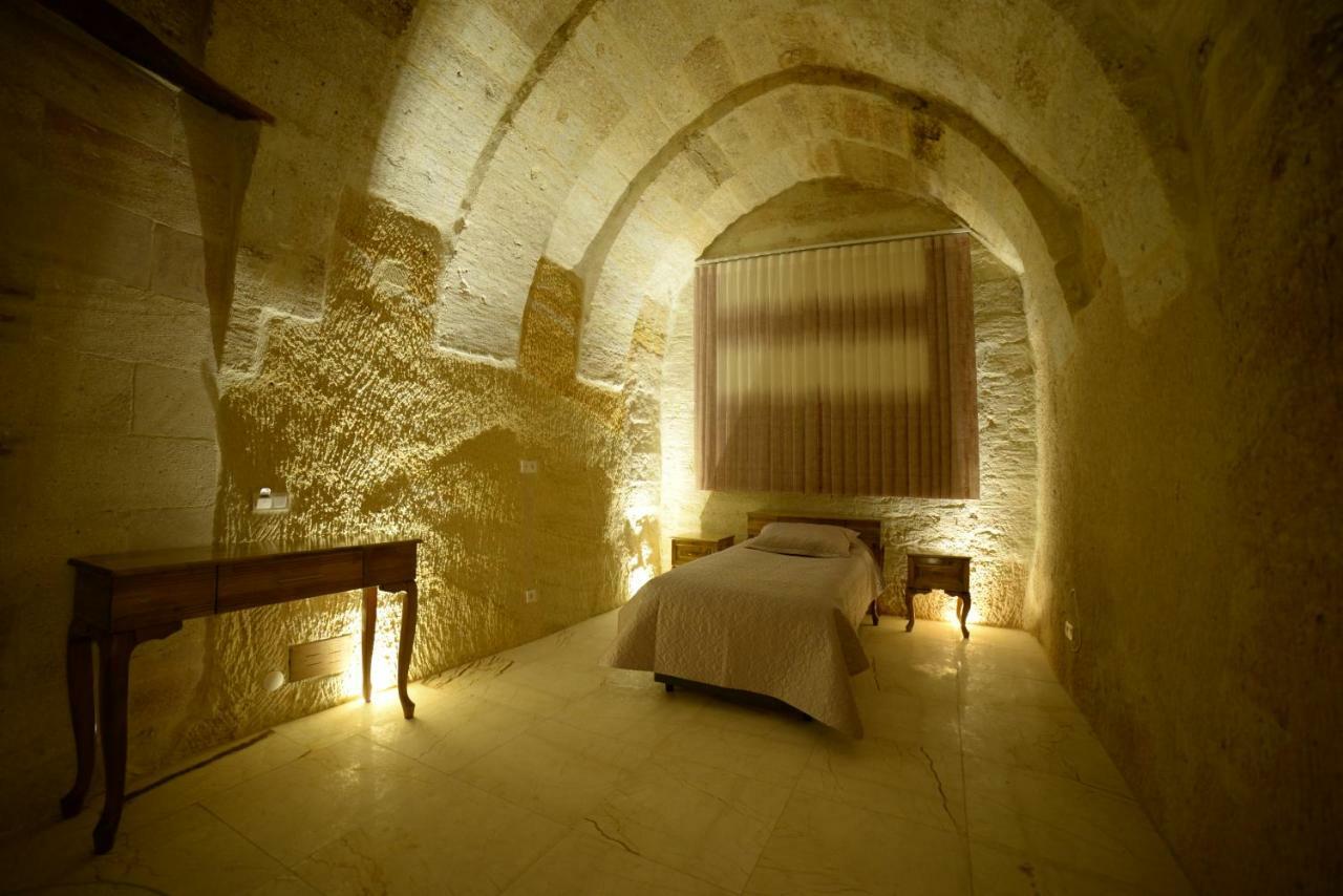 Crassus Cave Hotel Ürgüp Bagian luar foto